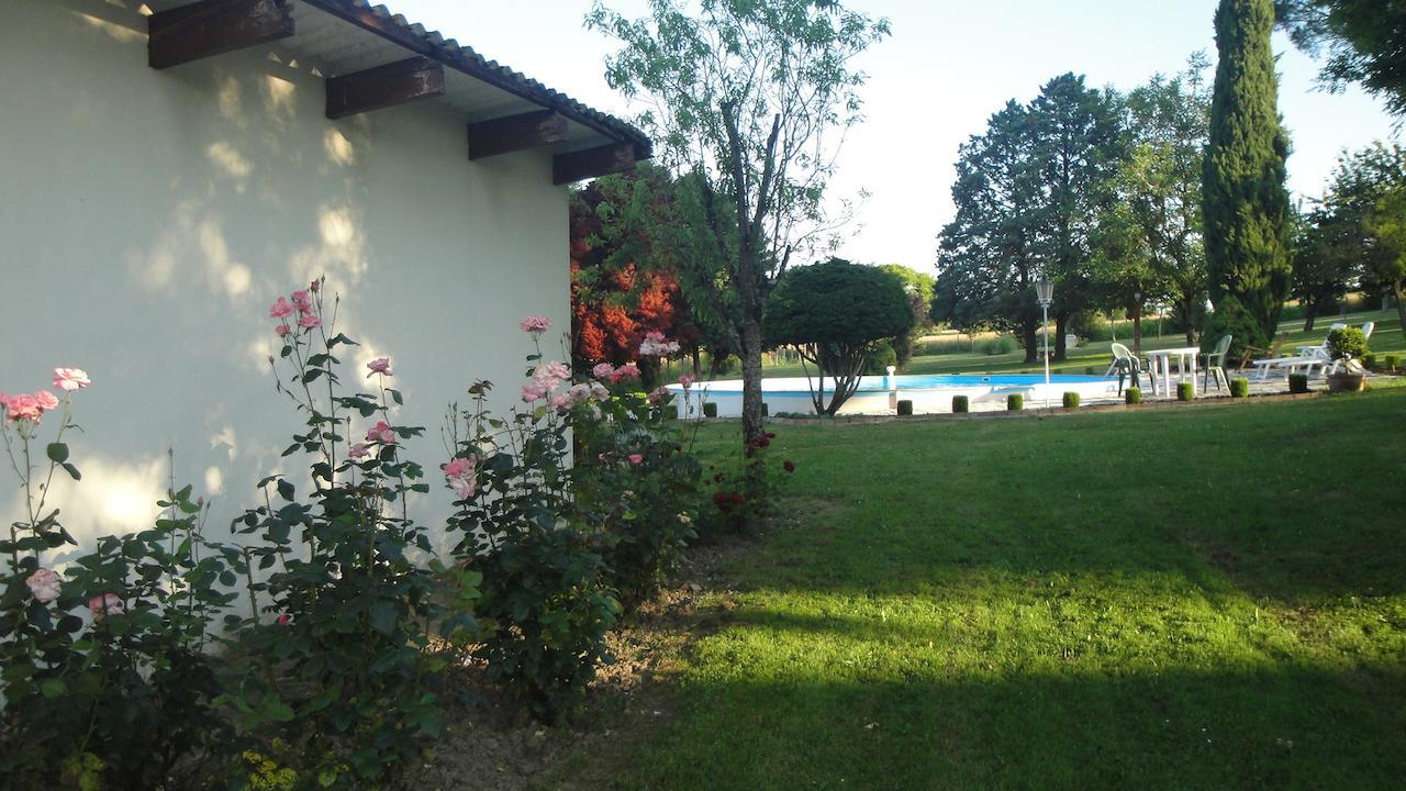 Bed and Breakfast Domaine De Poudos Auterive  Экстерьер фото
