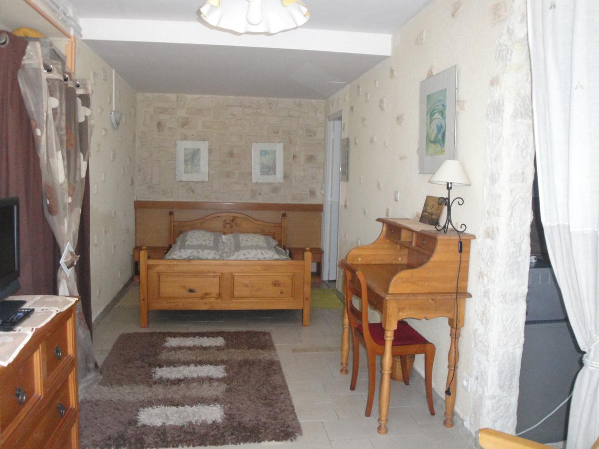 Bed and Breakfast Domaine De Poudos Auterive  Экстерьер фото